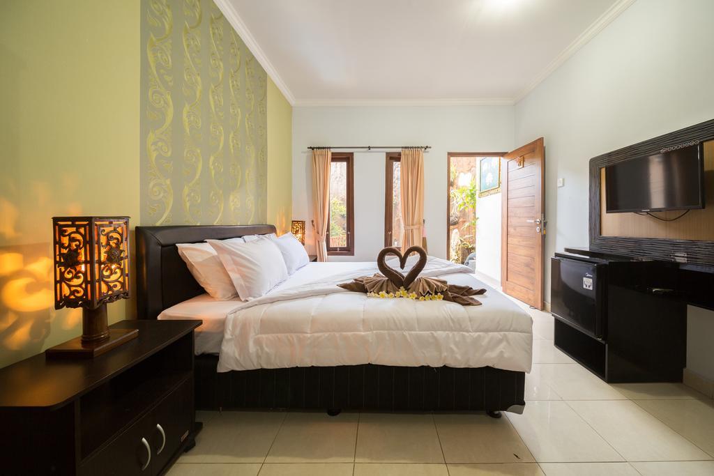 Hotel Griya Tunjung Sari à Denpasar Extérieur photo