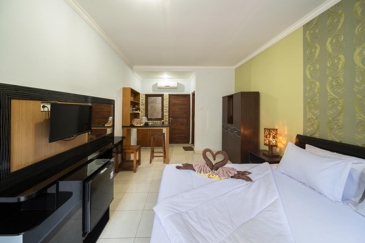 Hotel Griya Tunjung Sari à Denpasar Extérieur photo