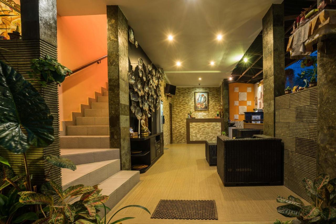 Hotel Griya Tunjung Sari à Denpasar Extérieur photo